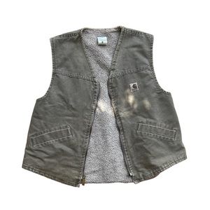 Carhartt Relaxed Fit Sherpa Lined Vest (gently used)